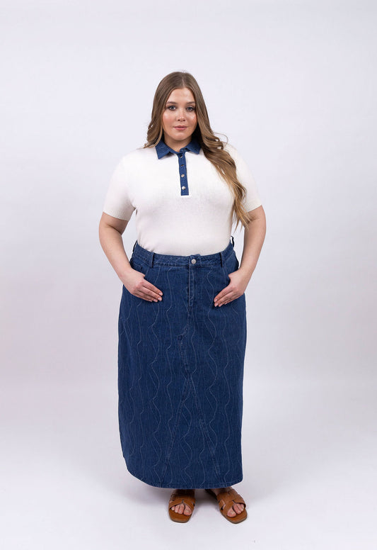 DENIM COLLAR SWEATER