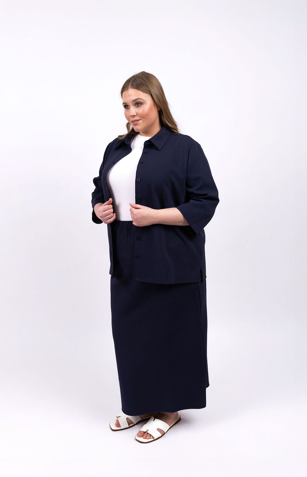 SLIM A-LINE SKIRT