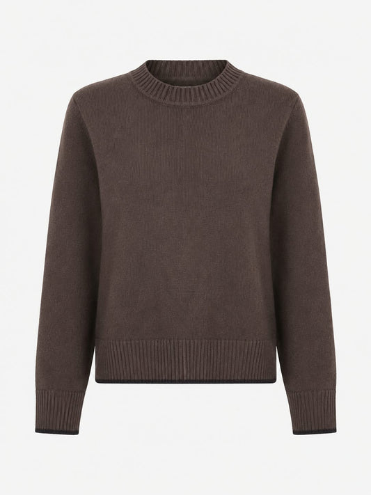 COZY CREWNECK SWEATER